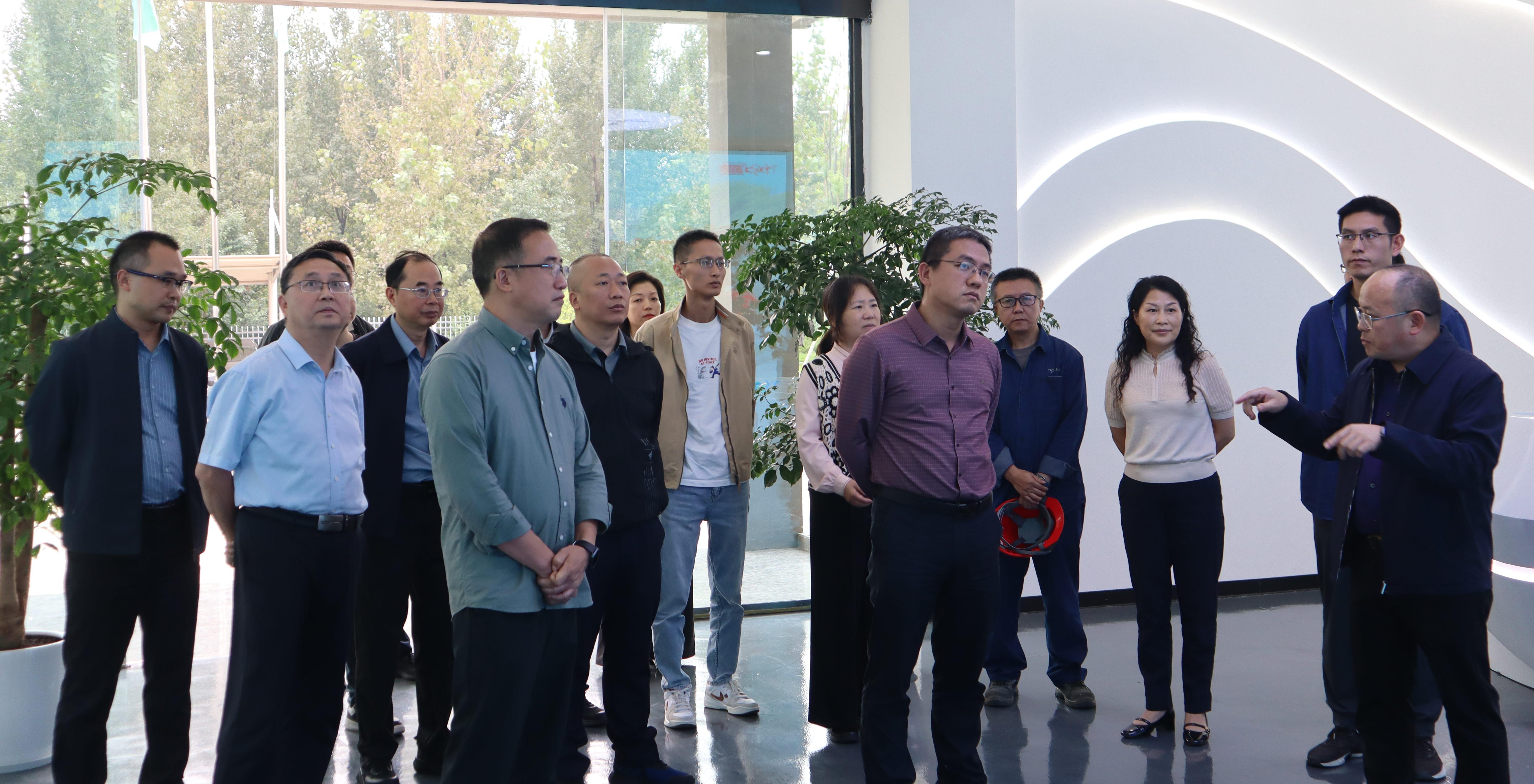 发展控股集团外部董事深入公司调研